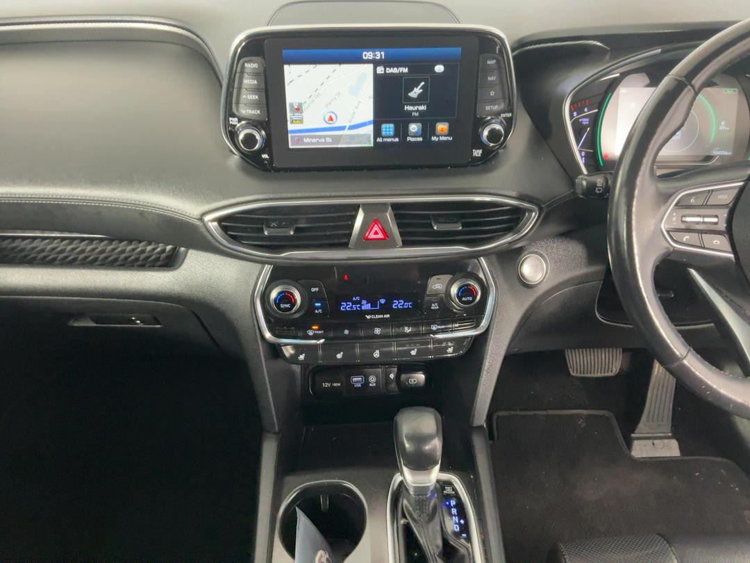 Photo '18' of Hyundai Santa FE