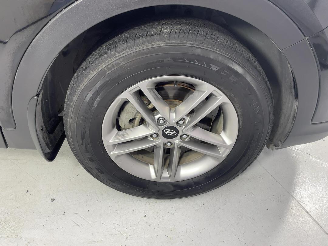Photo '9' of Hyundai Santa FE
