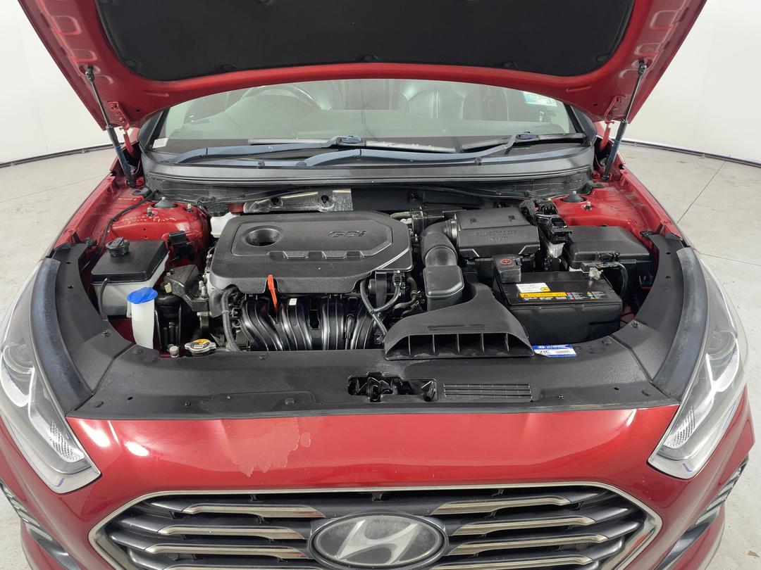 Photo '13' of Hyundai Sonata