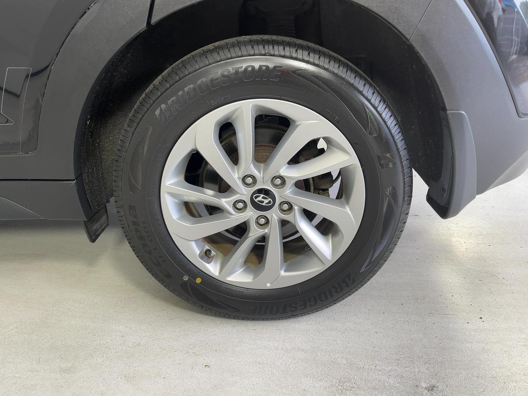 Photo '11' of Hyundai Tucson