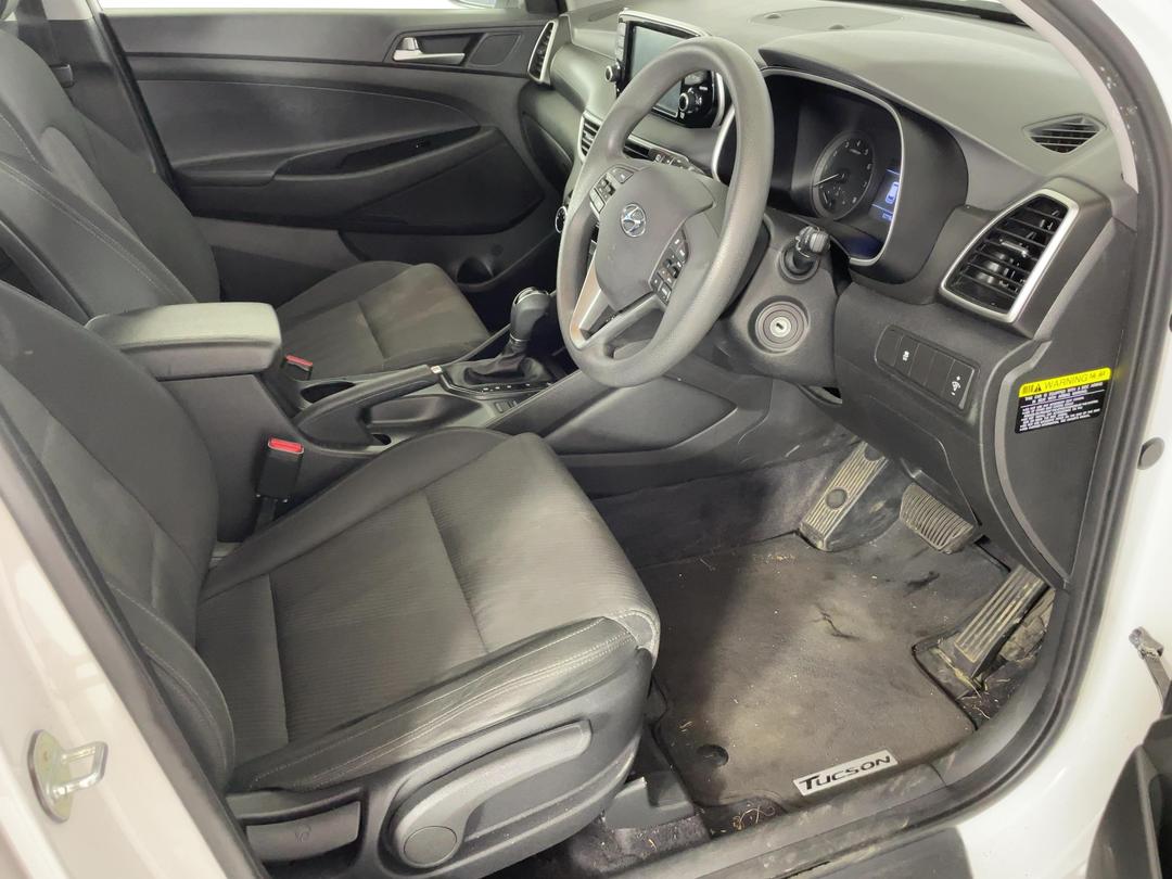 Photo '16' of Hyundai Tucson