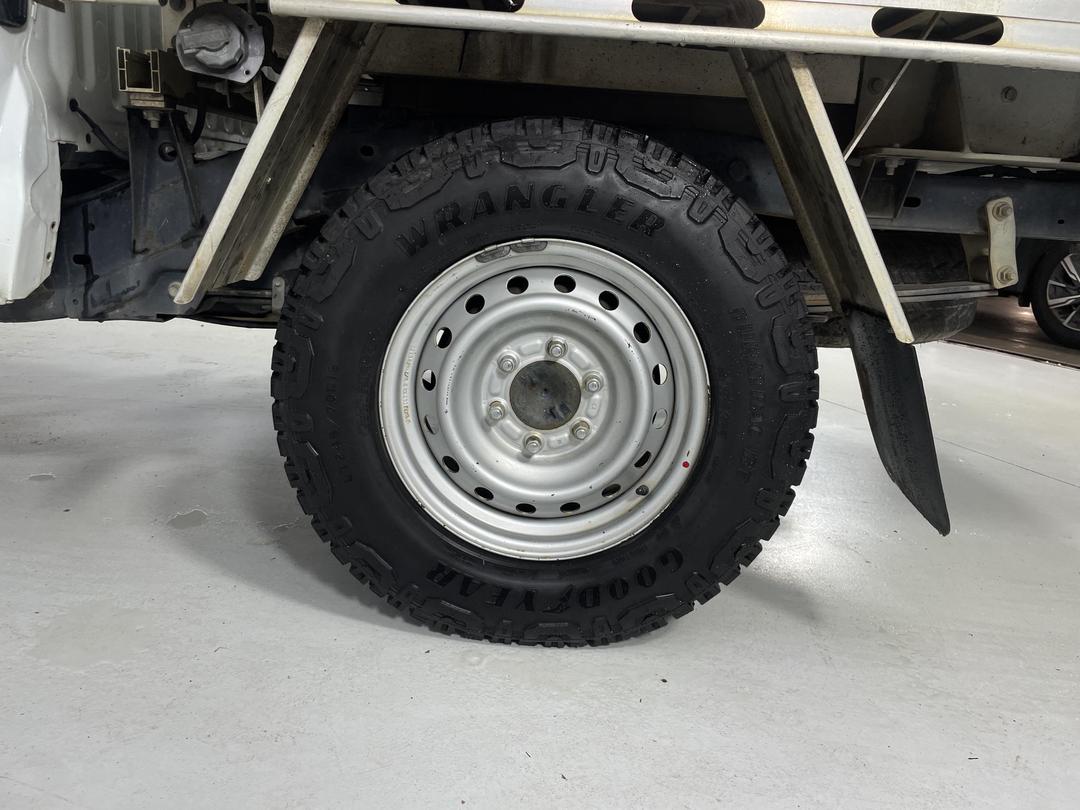 Photo '11' of Isuzu D-MAX