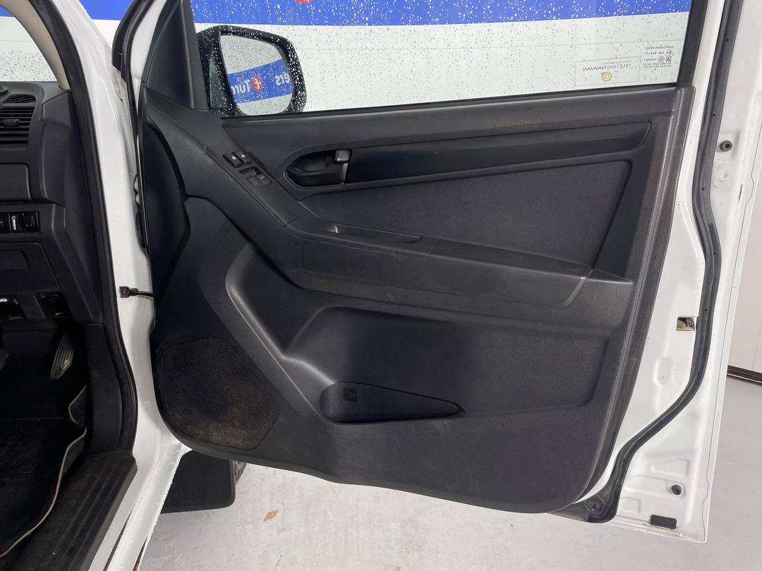 Photo '15' of Isuzu D-MAX