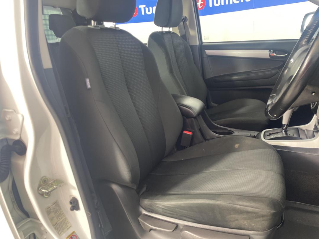 Photo '16' of Isuzu D-MAX