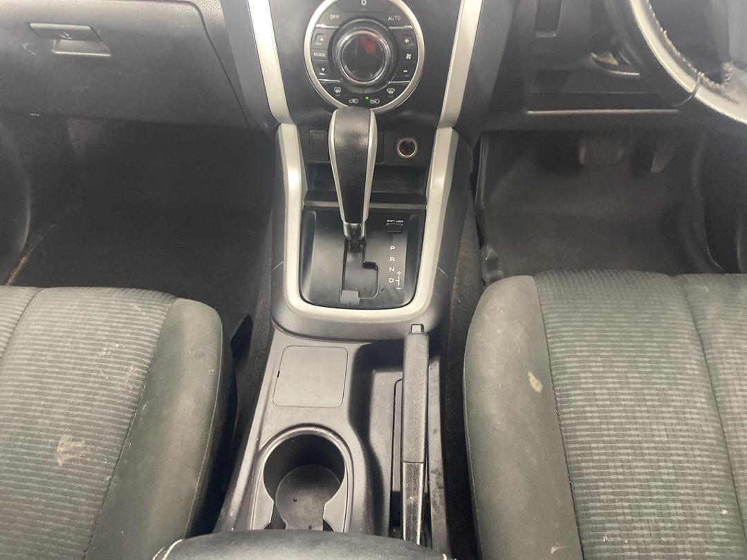 Photo '18' of Isuzu D-MAX