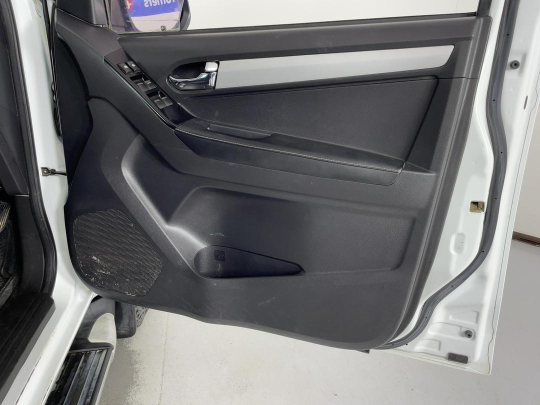 Photo '15' of Isuzu D-MAX