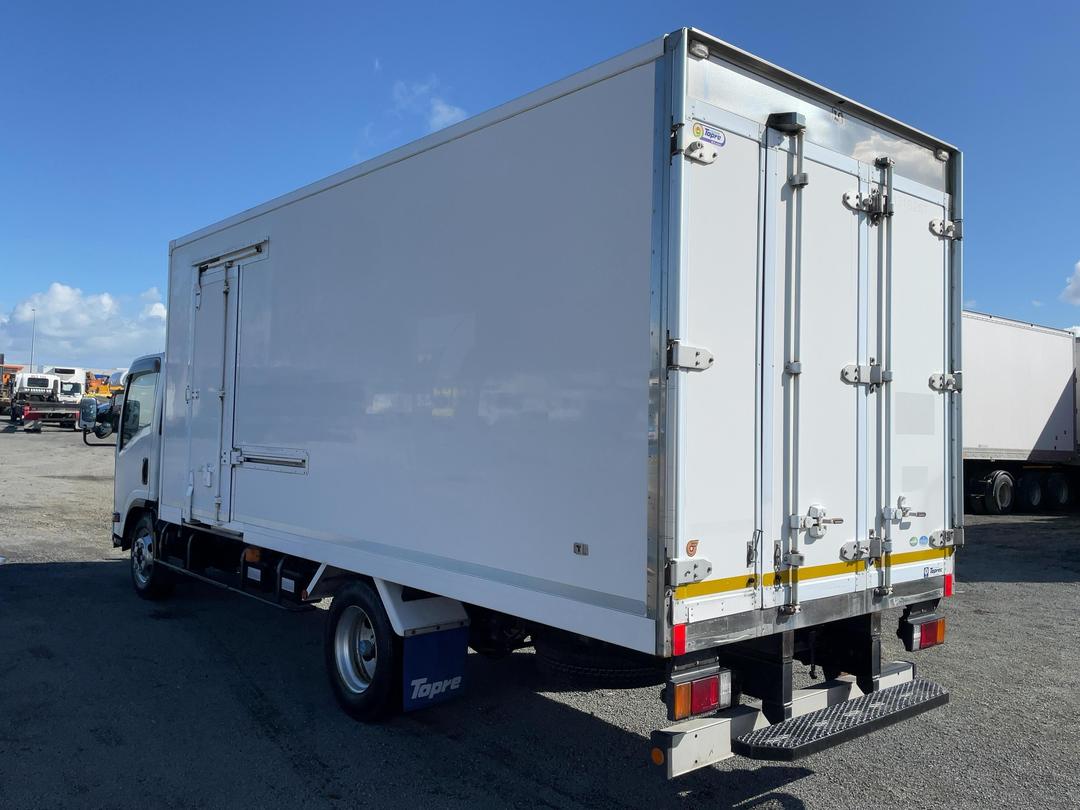 Photo '7' of Isuzu ELF Chiller
