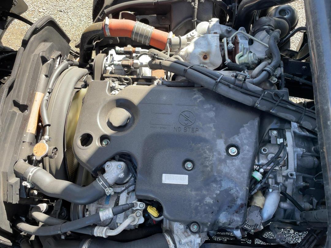 Photo '15' of Isuzu ELF Chiller