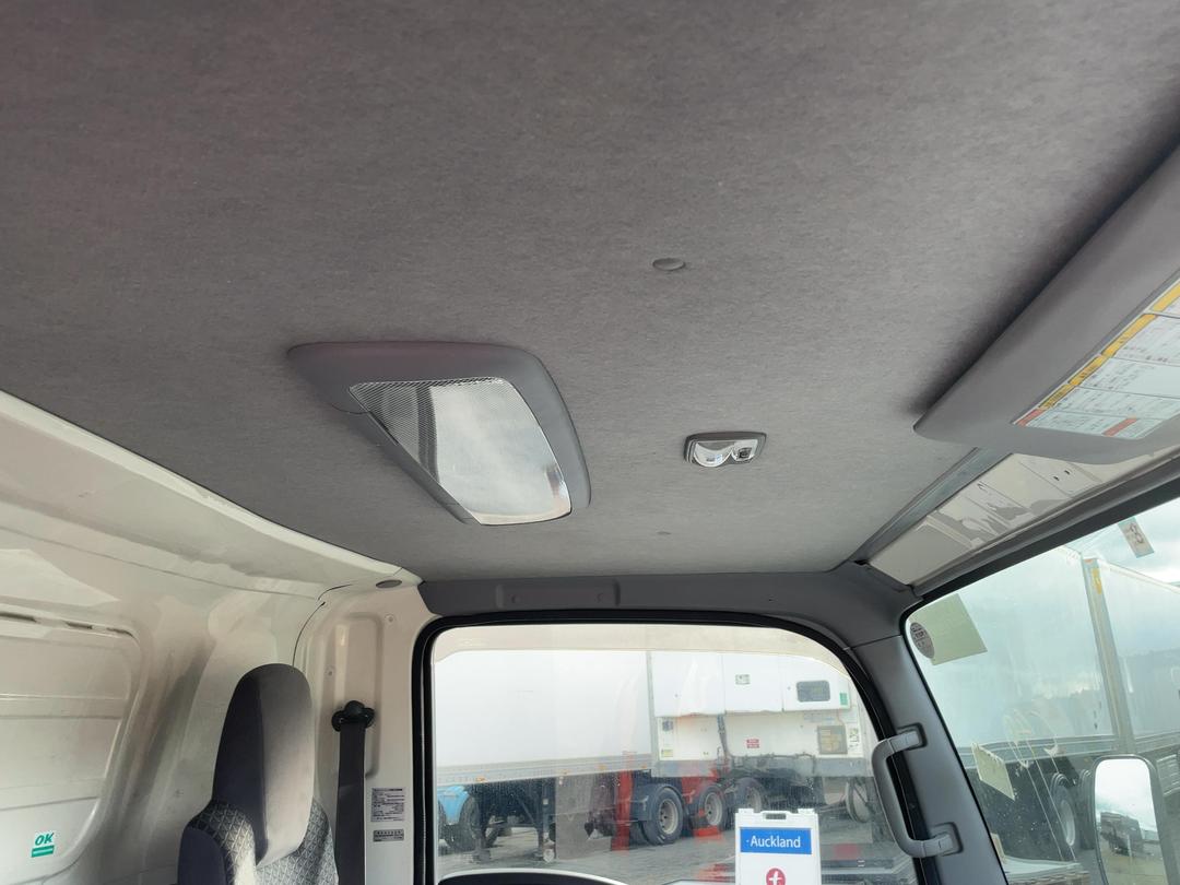 Photo '23' of Isuzu ELF Chiller
