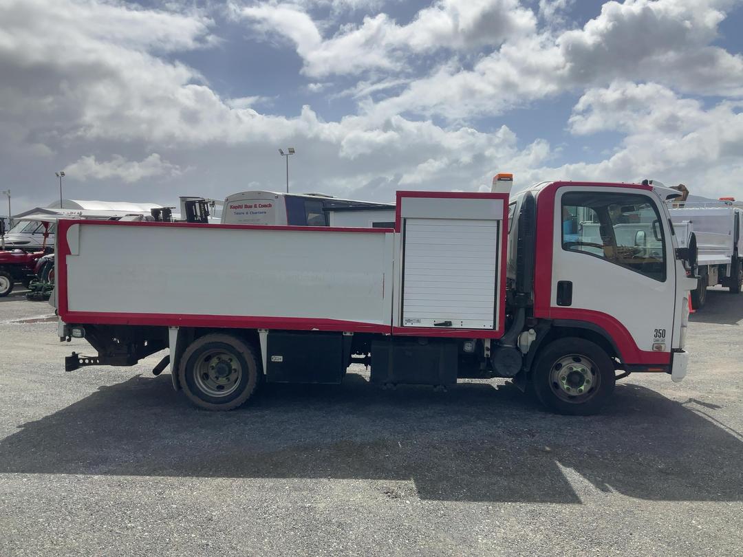 Photo '3' of Isuzu N Series NPR325M Service Vehicle