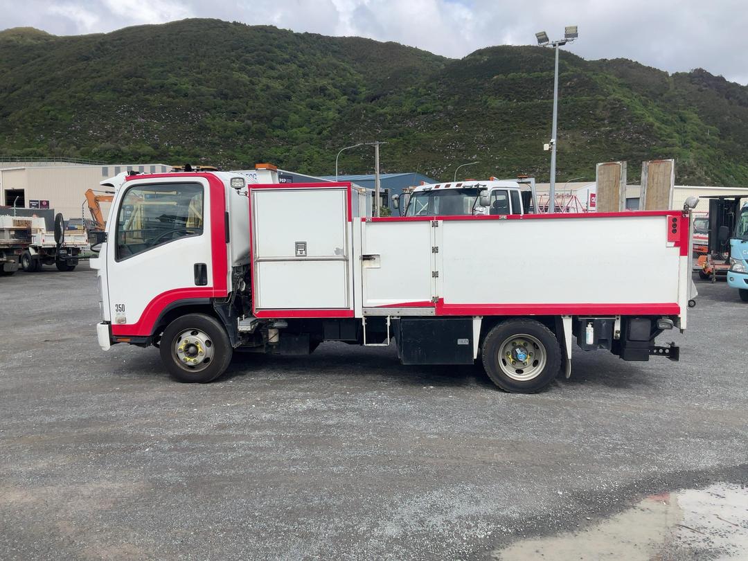 Photo '10' of Isuzu N Series NPR325M Service Vehicle
