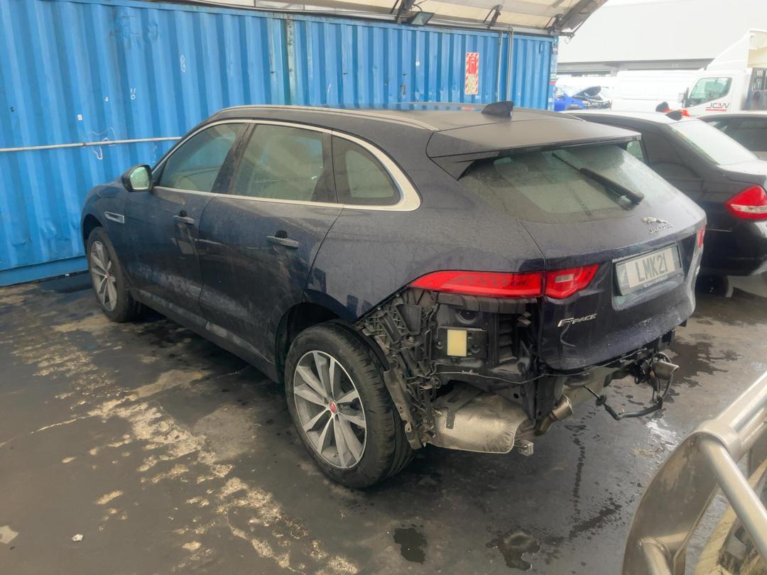 Photo '9' of Jaguar F-Pace 30D Portfolio