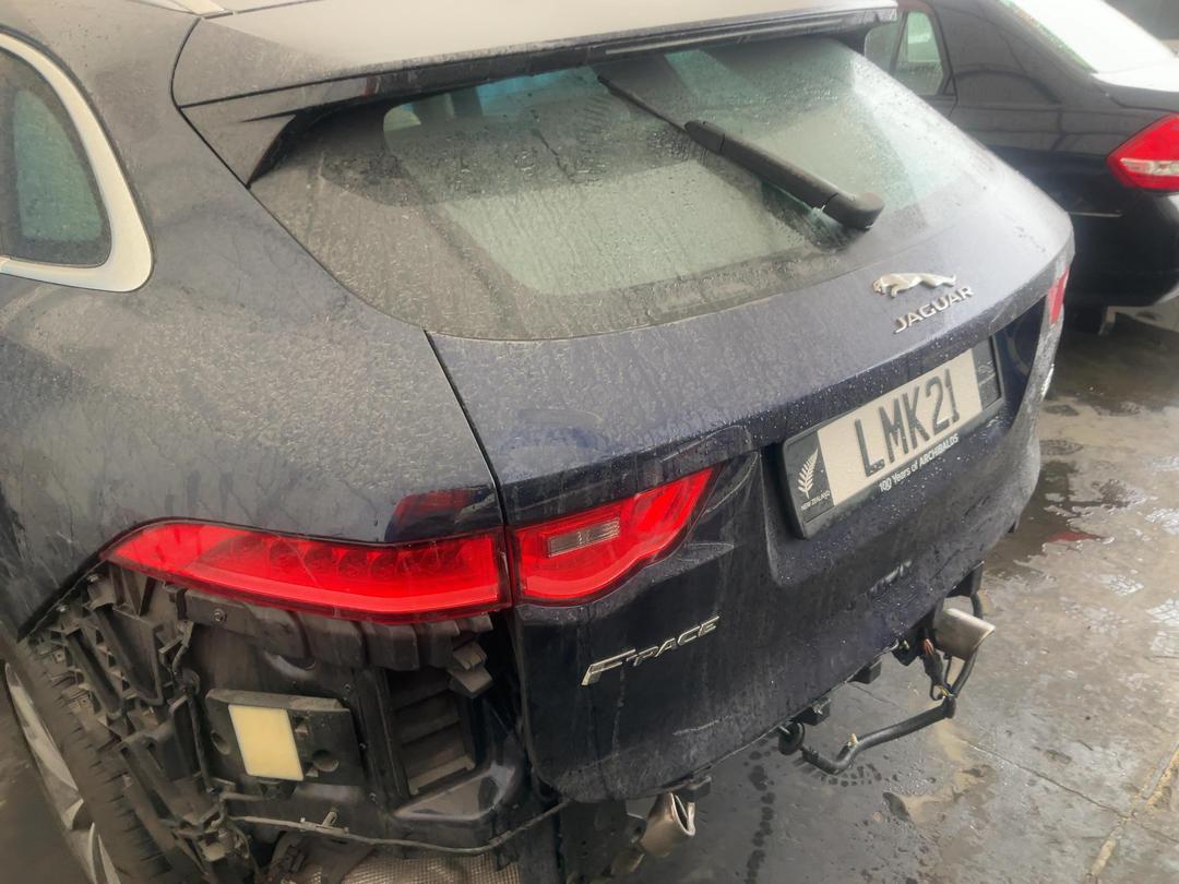 Photo '11' of Jaguar F-Pace 30D Portfolio