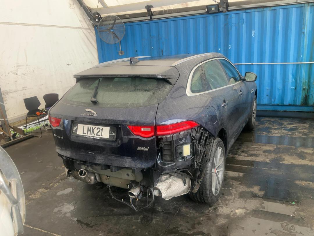 Photo '12' of Jaguar F-Pace 30D Portfolio