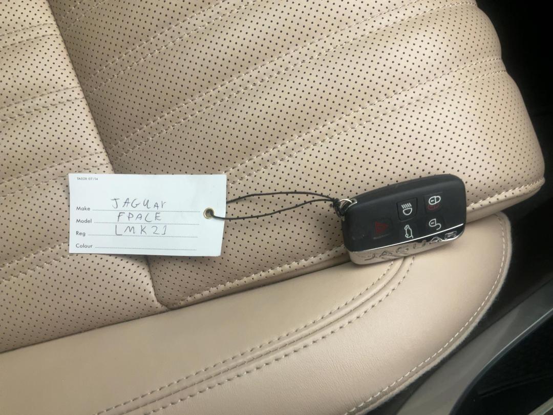 Photo '18' of Jaguar F-Pace 30D Portfolio