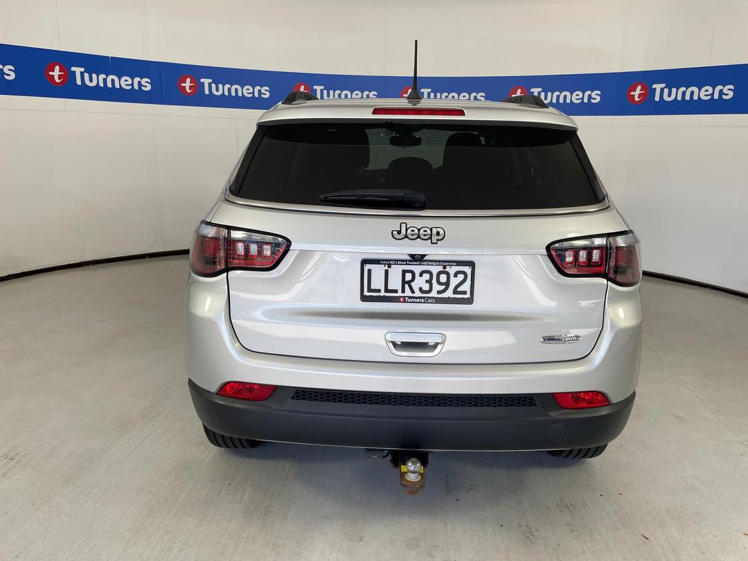 Photo '6' of Jeep Compass