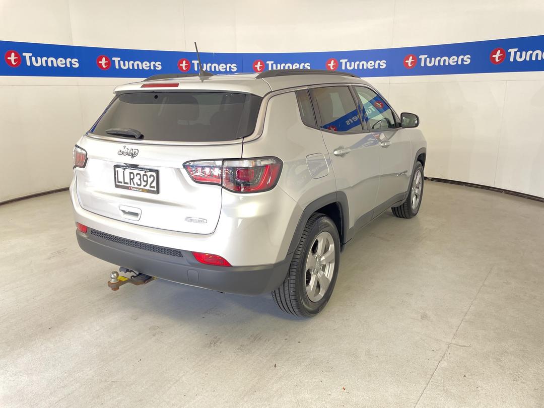 Photo '7' of Jeep Compass