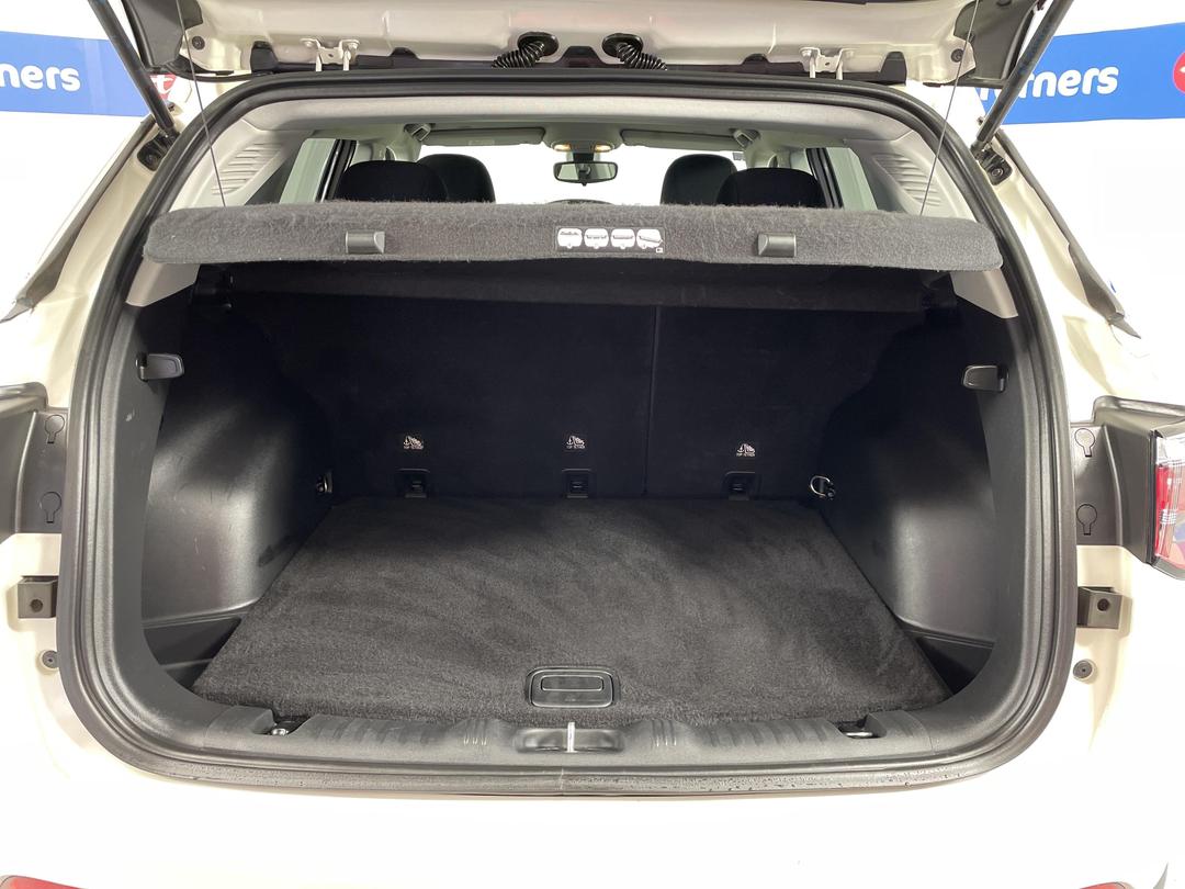 Photo '14' of Jeep Compass