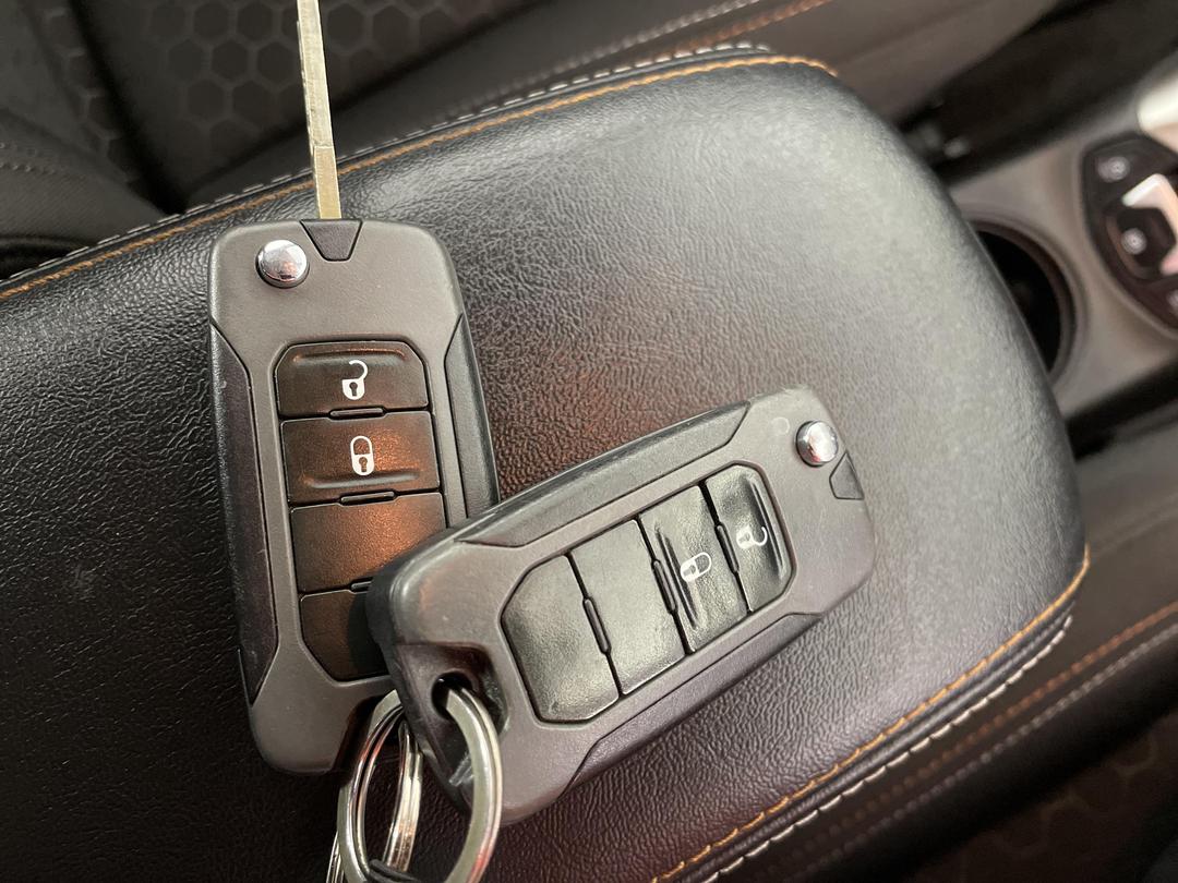 Photo '22' of Jeep Compass