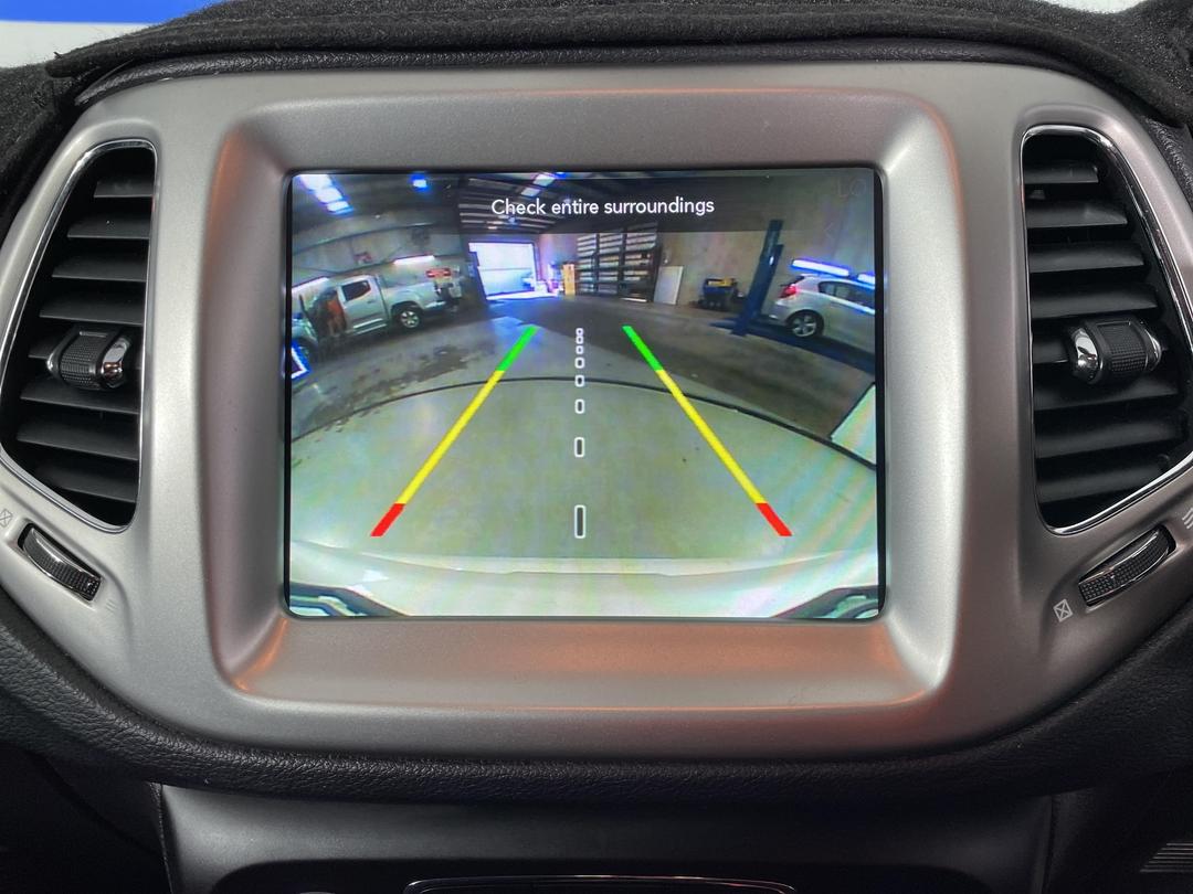 Photo '30' of Jeep Compass