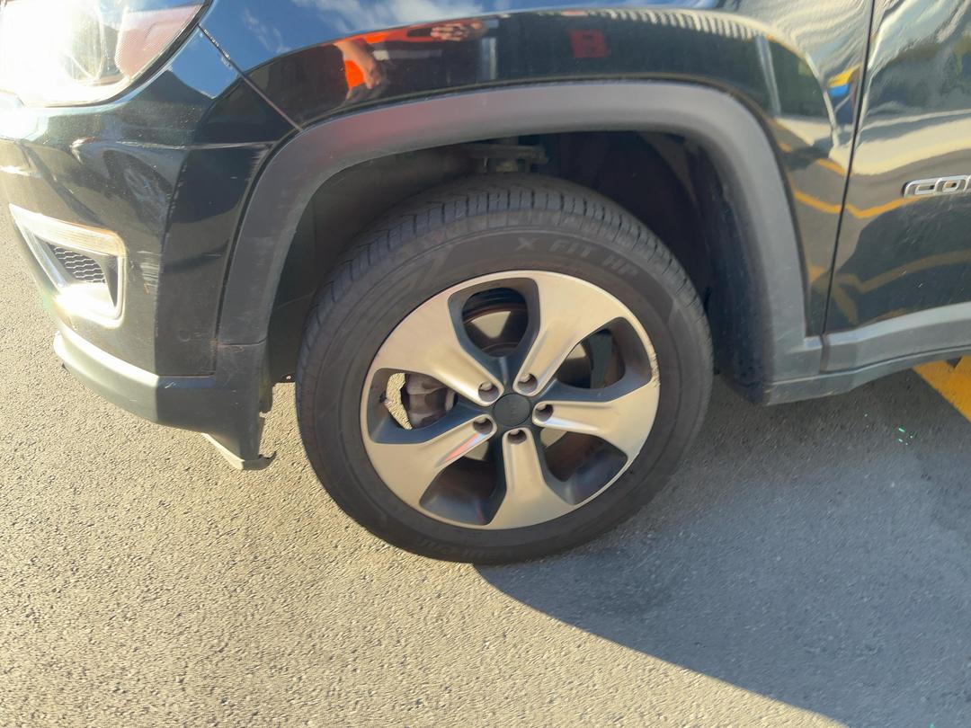 Photo '10' of Jeep Compass Limited