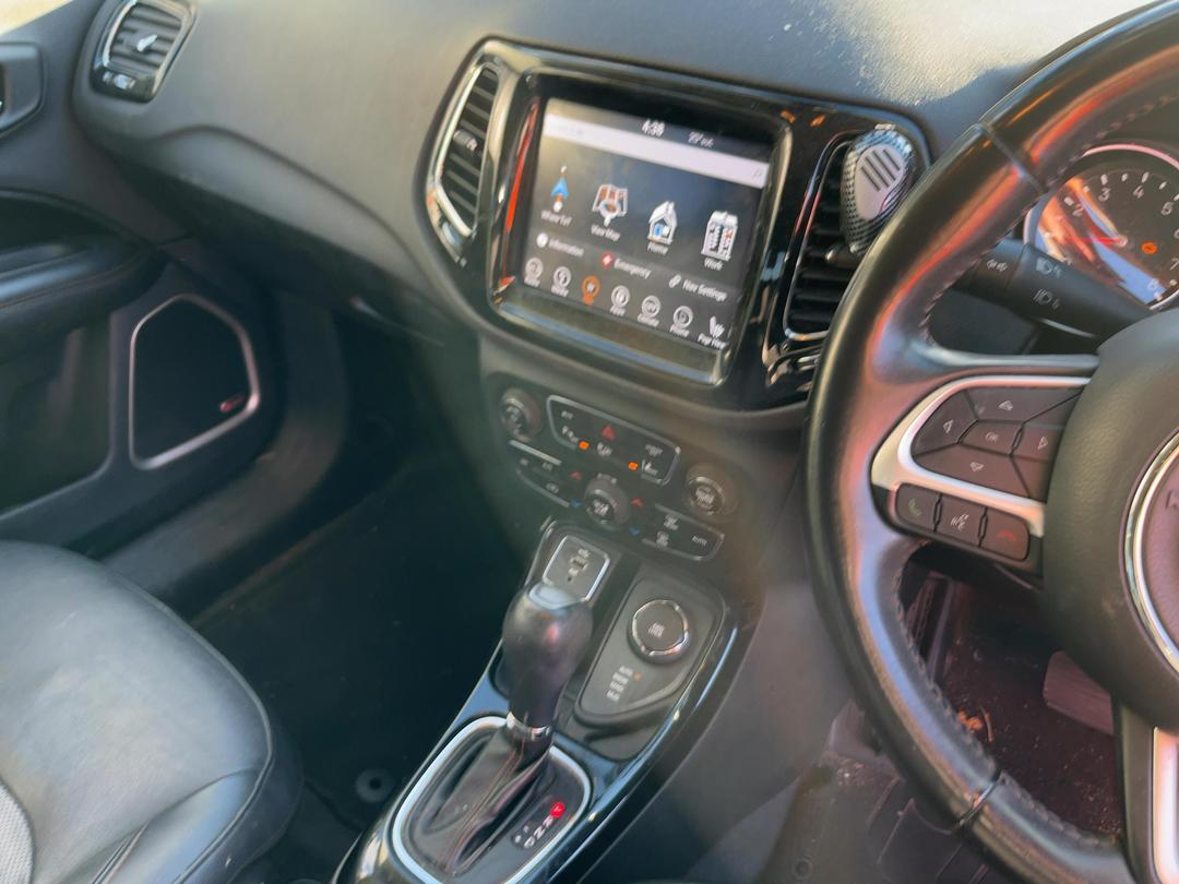 Photo '16' of Jeep Compass Limited