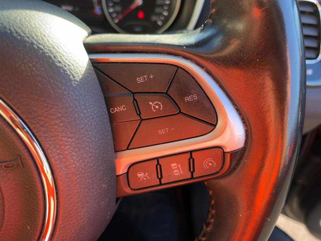 Photo '17' of Jeep Compass Limited