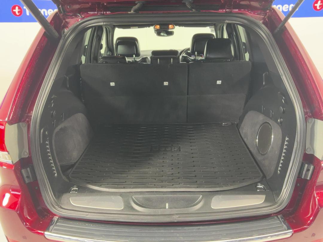 Photo '14' of Jeep Grand Cherokee