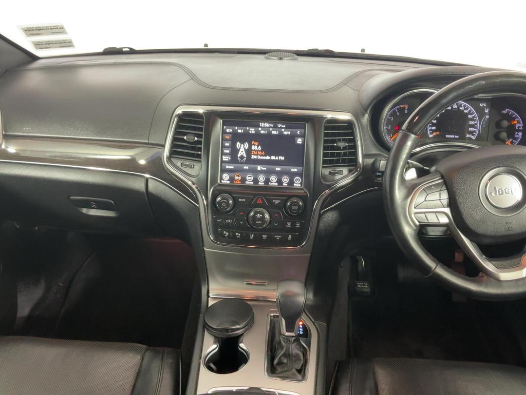 Photo '18' of Jeep Grand Cherokee