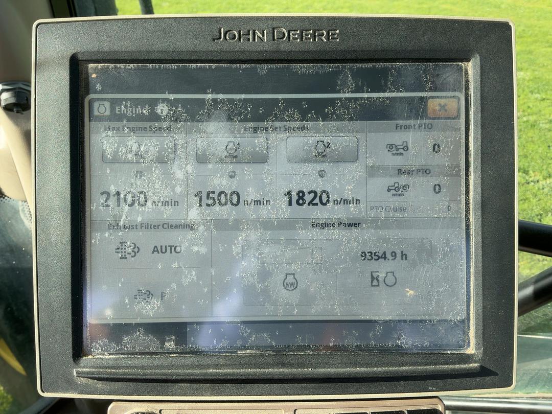 Photo '13' of John Deere 6230R Tractor