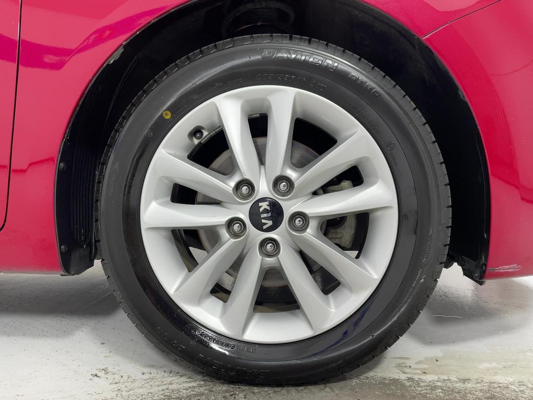 Photo '9' of KIA Cerato