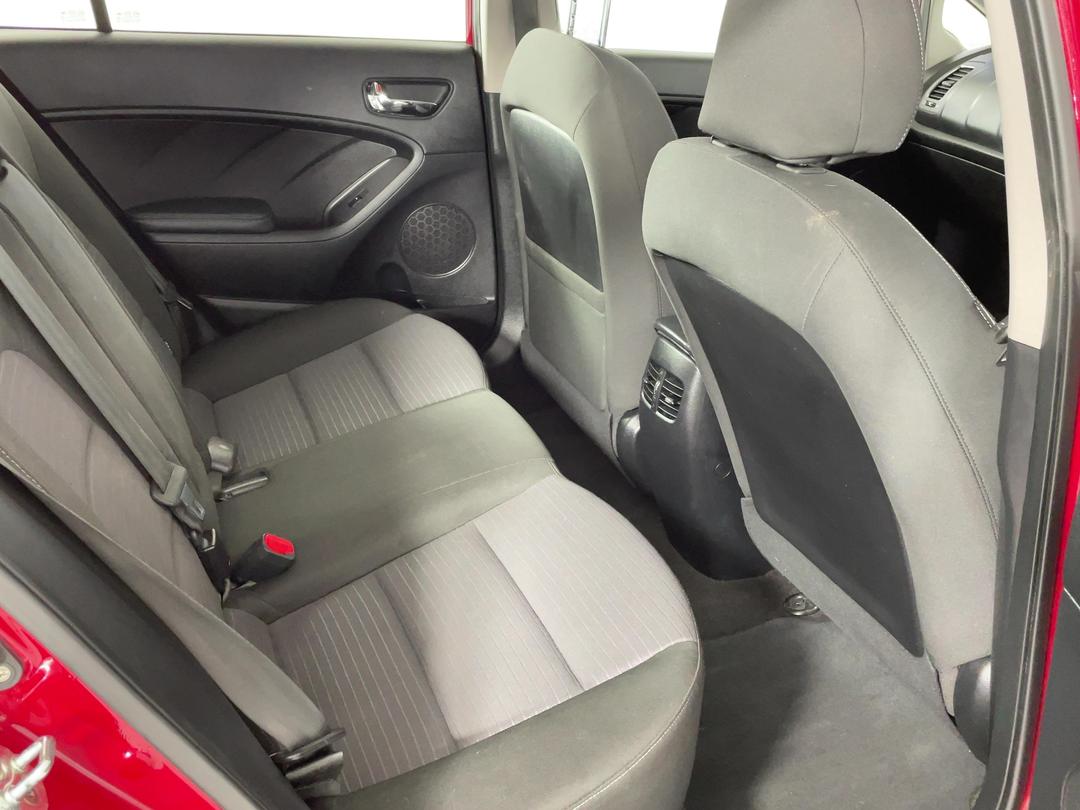 Photo '20' of KIA Cerato
