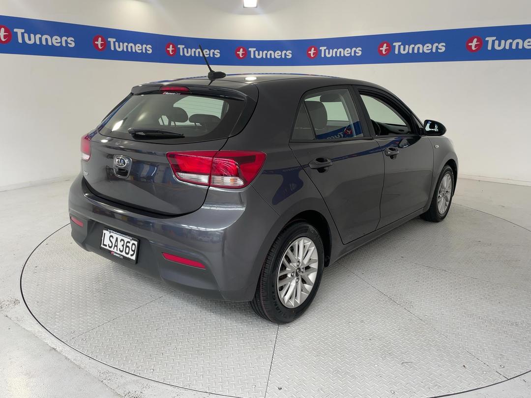 Photo '7' of KIA RIO