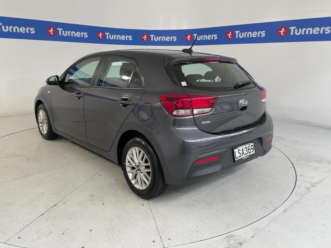 Photo '5' of KIA RIO