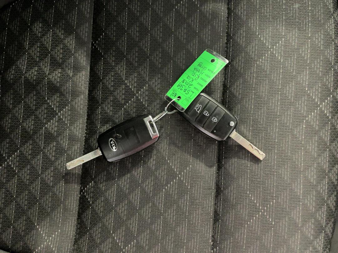 Photo '22' of KIA RIO