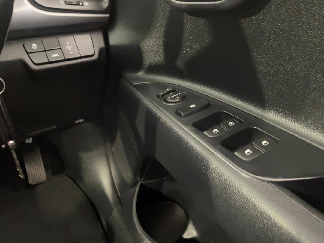 Photo '26' of KIA RIO