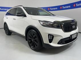 Photo '1' of KIA Sorento