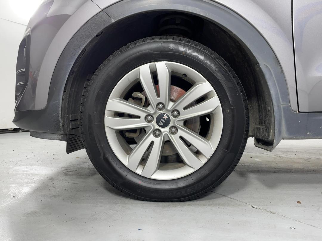 Photo '10' of KIA Sportage
