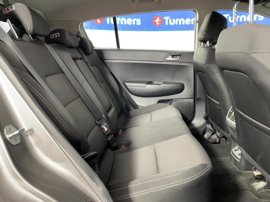 Photo '20' of KIA Sportage