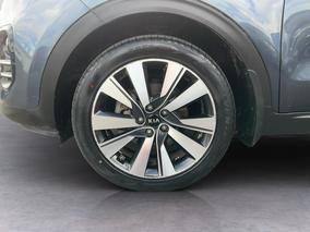 Photo '10' of KIA Sportage