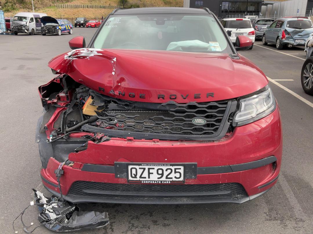 Photo '2' of Land Rover Range Rover Velar SD6 S Photo '2' of Land Rover Range Rover Velar SD6 S