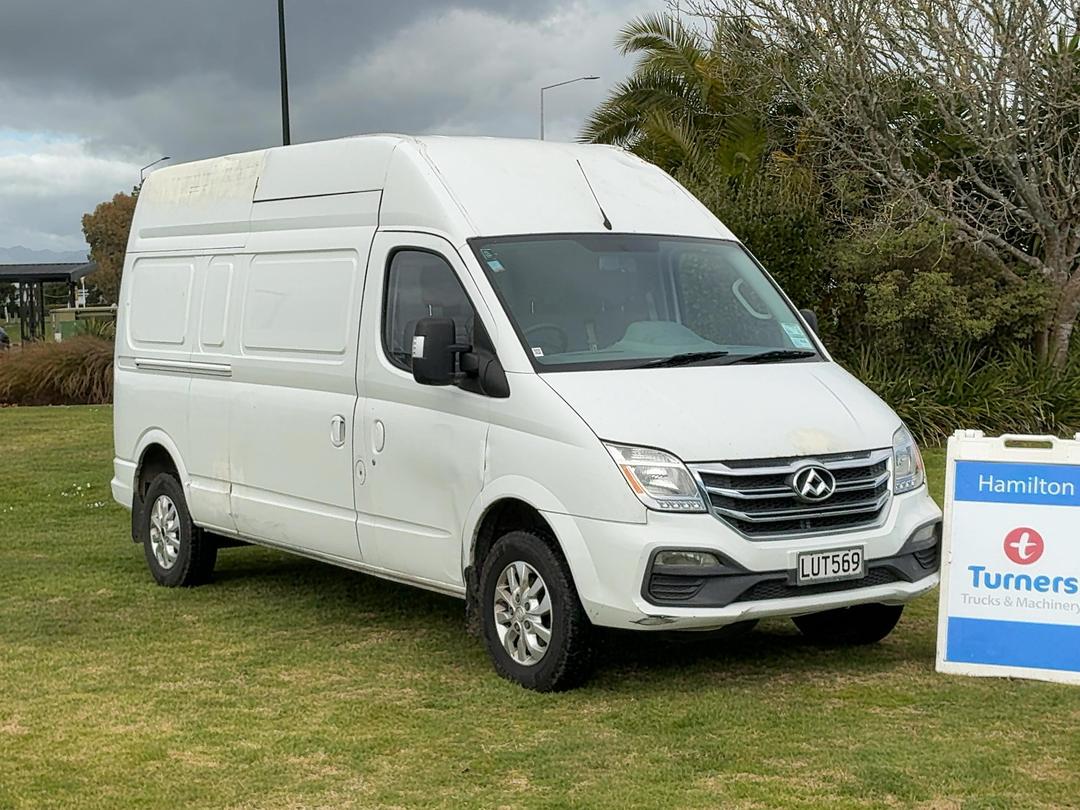 Photo '1' of LDV V80 BIGGEST AMT 2.5D/6AM Van