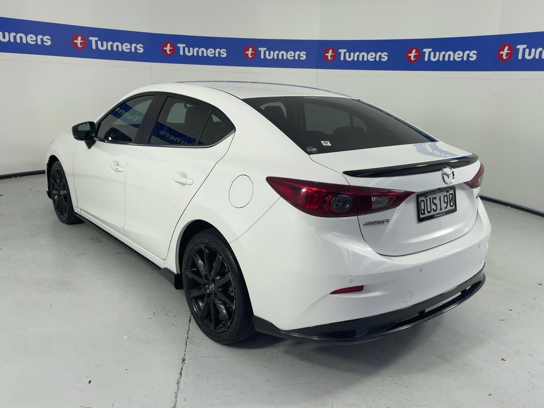 Photo '5' of Mazda 3
