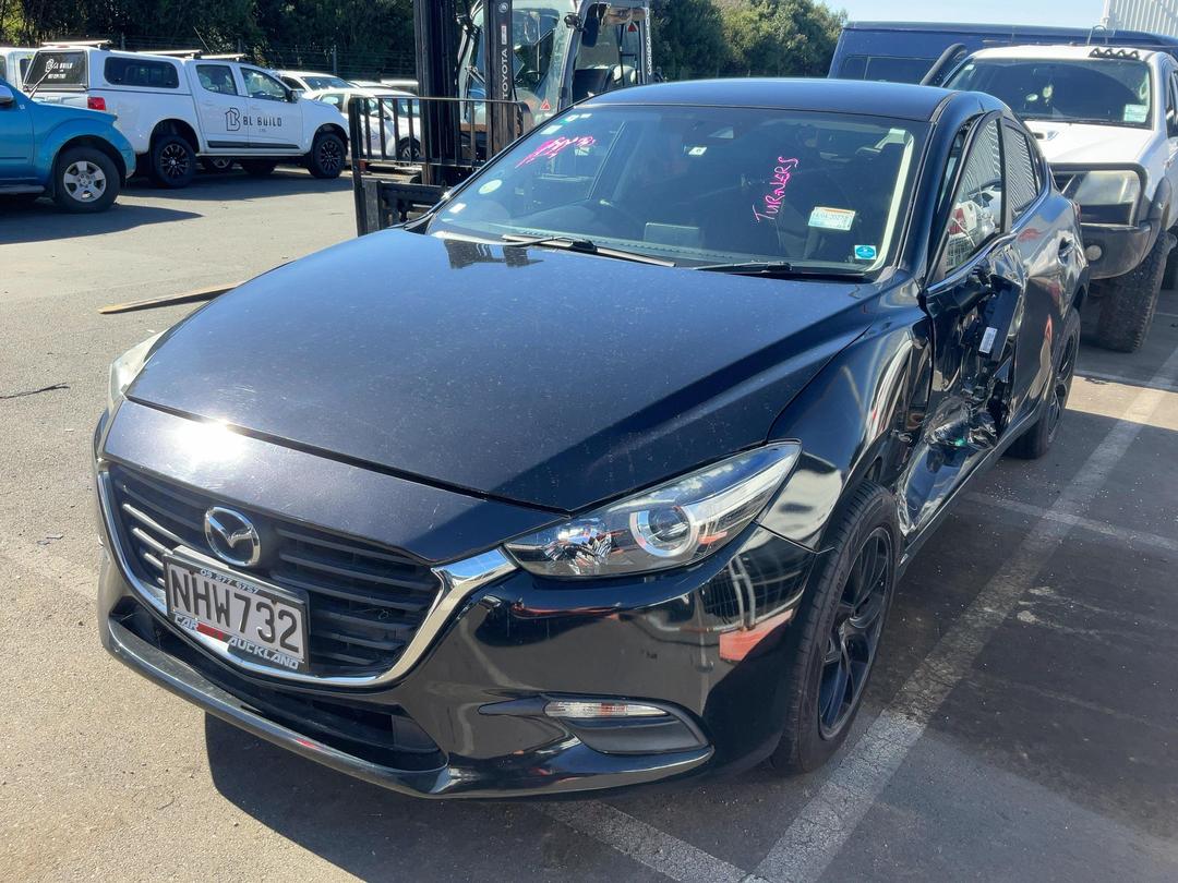 Photo '2' of Mazda Axela Photo '2' of Mazda Axela