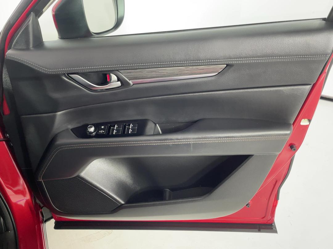 Photo '15' of Mazda CX-5