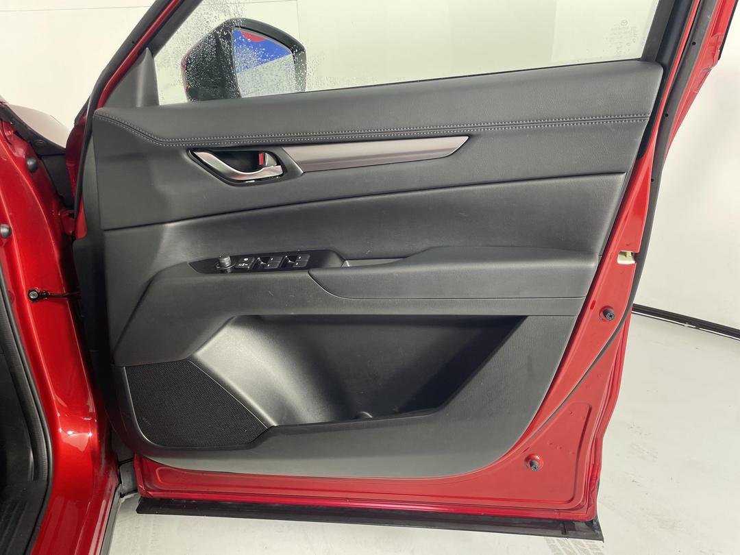 Photo '15' of Mazda CX-5