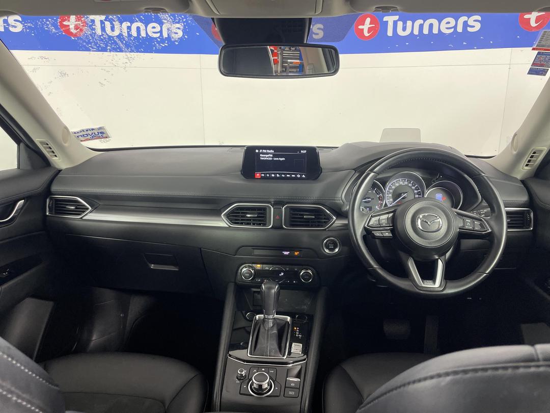 Photo '17' of Mazda CX-5