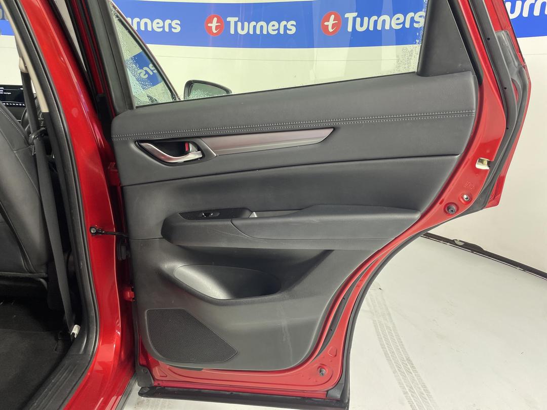 Photo '19' of Mazda CX-5