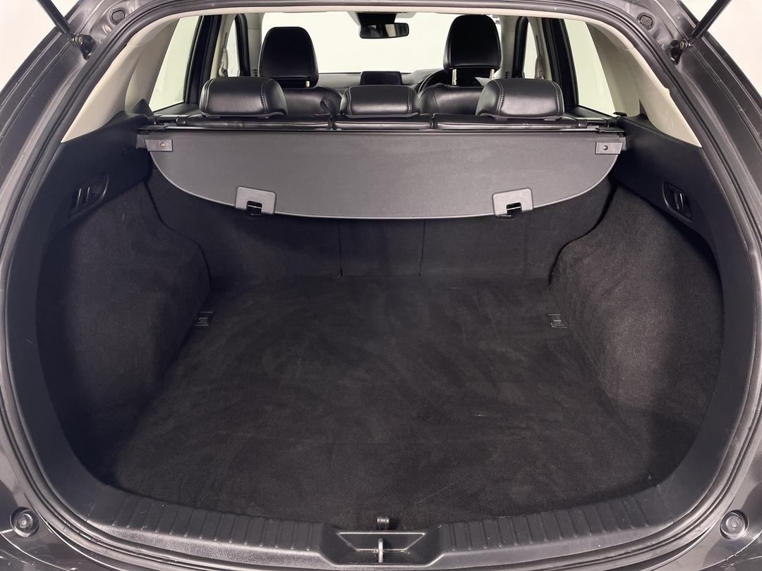 Photo '14' of Mazda CX-5