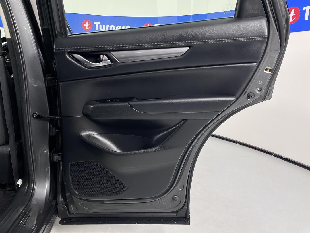 Photo '19' of Mazda CX-5